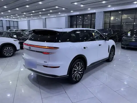 Changan Qiyuan Q07 2025 — миниатюра 5
