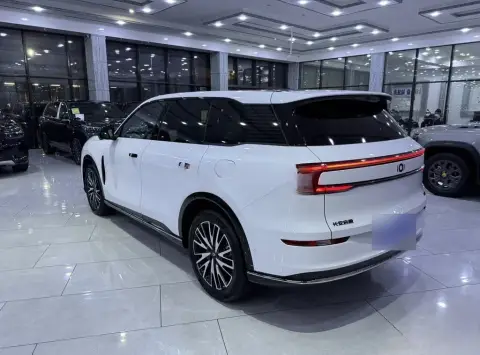 Changan Qiyuan Q07 2025 — миниатюра 6