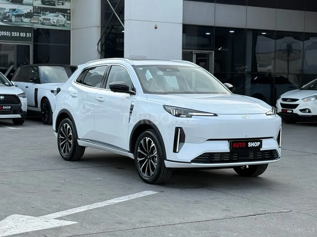 Changan Qiyuan Q05 2025 — фото 1 из 10