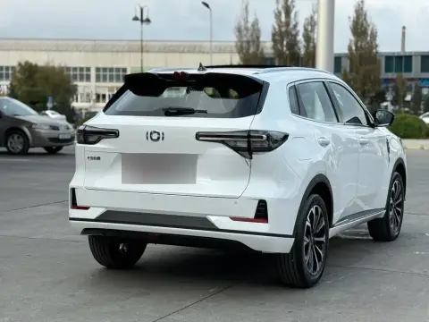 Changan Qiyuan Q05 2025 — миниатюра 4