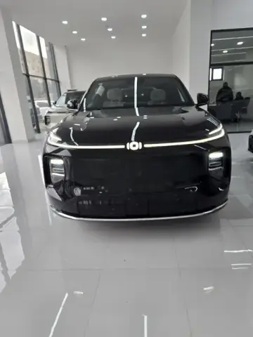 Changan Qiyuan Q07 2025 — миниатюра 1