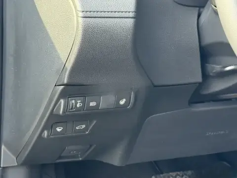 Toyota Corolla Cross 2026 — миниатюра 9