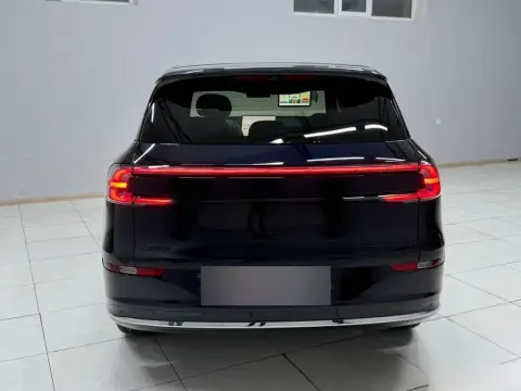 Changan Qiyuan Q07 2025 — миниатюра 2