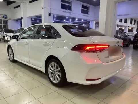 Toyota Corolla 2025 — миниатюра 8