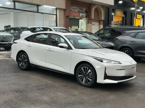 Changan Qiyuan A05 2025 — миниатюра 3