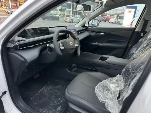 Changan Qiyuan A05 2025 — миниатюра 10