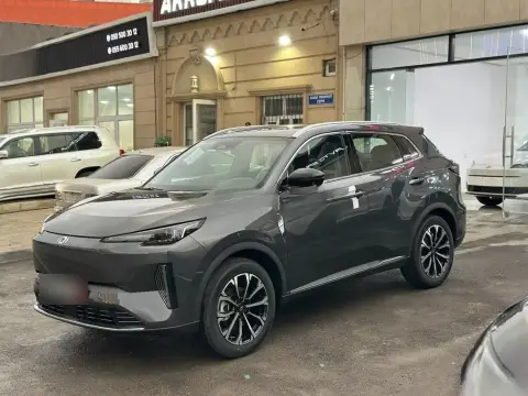 Changan Qiyuan Q05 2025 — миниатюра 9
