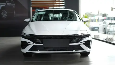 Hyundai Elantra 2026 — миниатюра 2