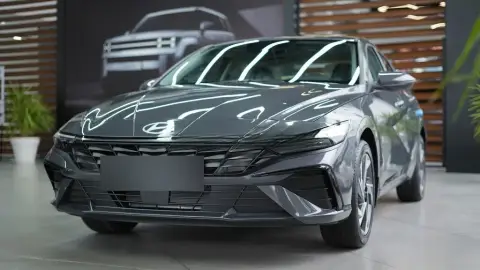 Hyundai Elantra 2026 — миниатюра 1