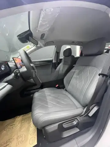Geely Galaxy A7 2025 — миниатюра 8