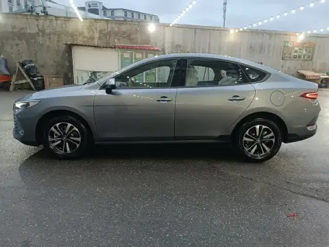 BYD Qin Plus 2025 — миниатюра 6