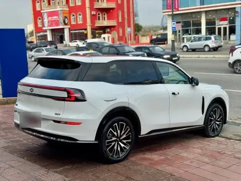 Changan Qiyuan Q07 2025 — миниатюра 6