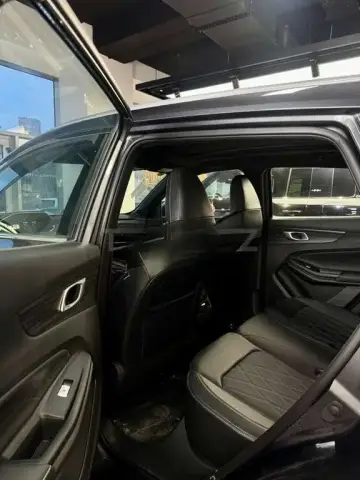 Changan Qiyuan Q05 2025 — миниатюра 7