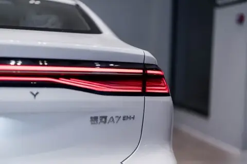 Geely Galaxy A7 2025 — миниатюра 7