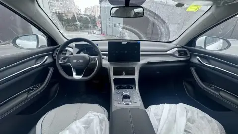 BYD Destroyer 05 2025 — миниатюра 8