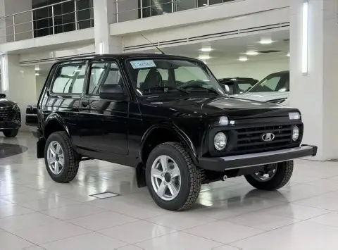 LADA (VAZ) Niva 2025 — миниатюра 2