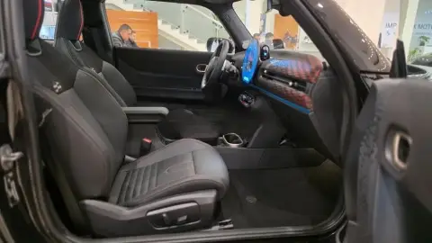 Mini Cooper 2025 — миниатюра 7