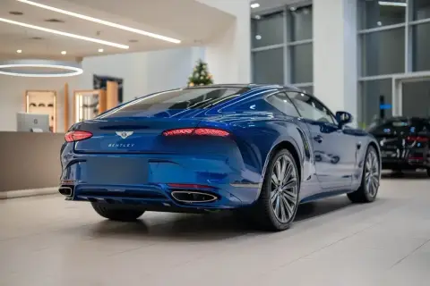 Bentley Continental GT 2025 — миниатюра 9