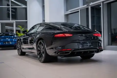 Bentley Continental GT 2025 — миниатюра 6