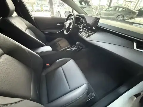 Toyota Corolla 2025 — миниатюра 7