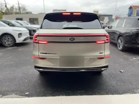 Changan Qiyuan Q07 2025 — миниатюра 2