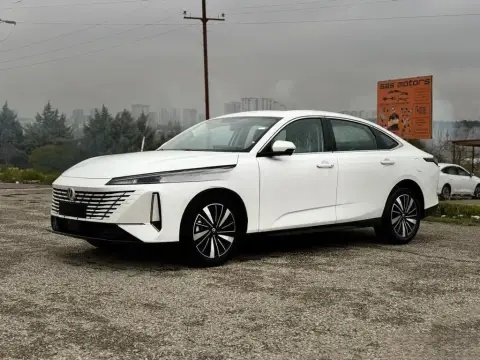 Changan Eado 2025 — миниатюра 2