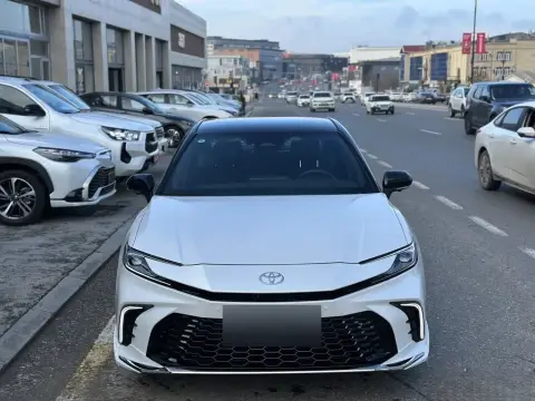 Toyota Camry 2026 — миниатюра 2