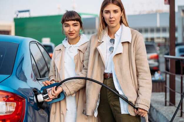 Бензином по розетке: Как Трамп положил конец эре электромобилей