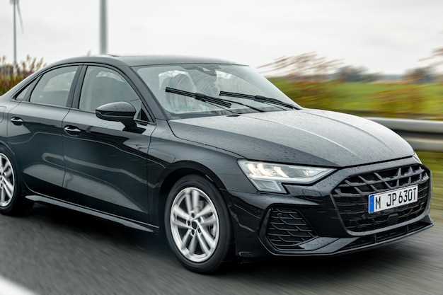 Компактные кроссоверы BMW X1 и iX1: Совершенный стиль без сумасшествий