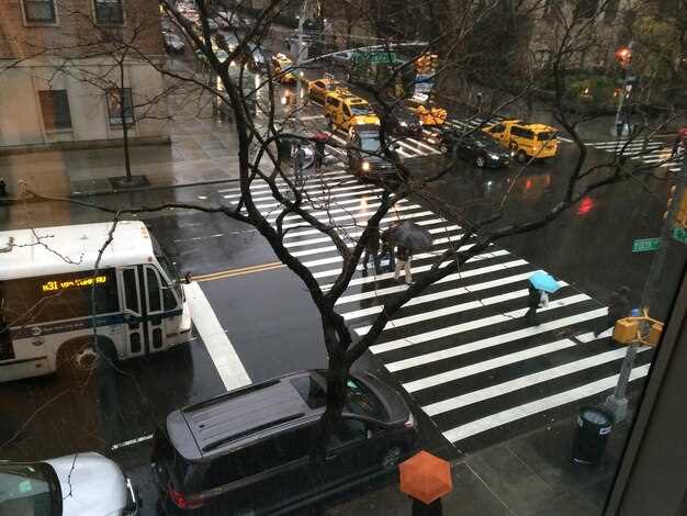 Обзор практических подходов, правовых ограничений и взаимодействия с аудиторией в социальных сетях