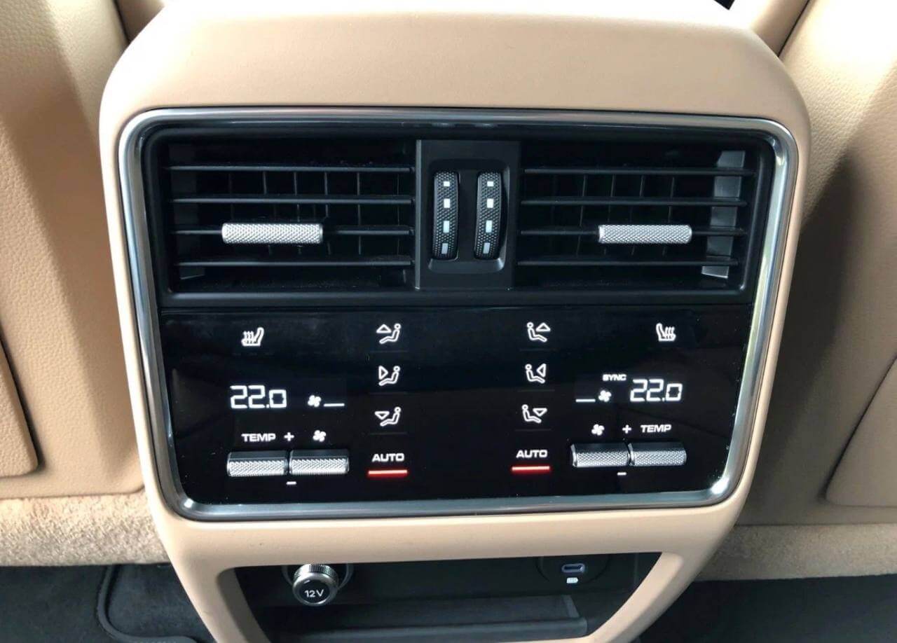 Porsche Cayenne, 2022