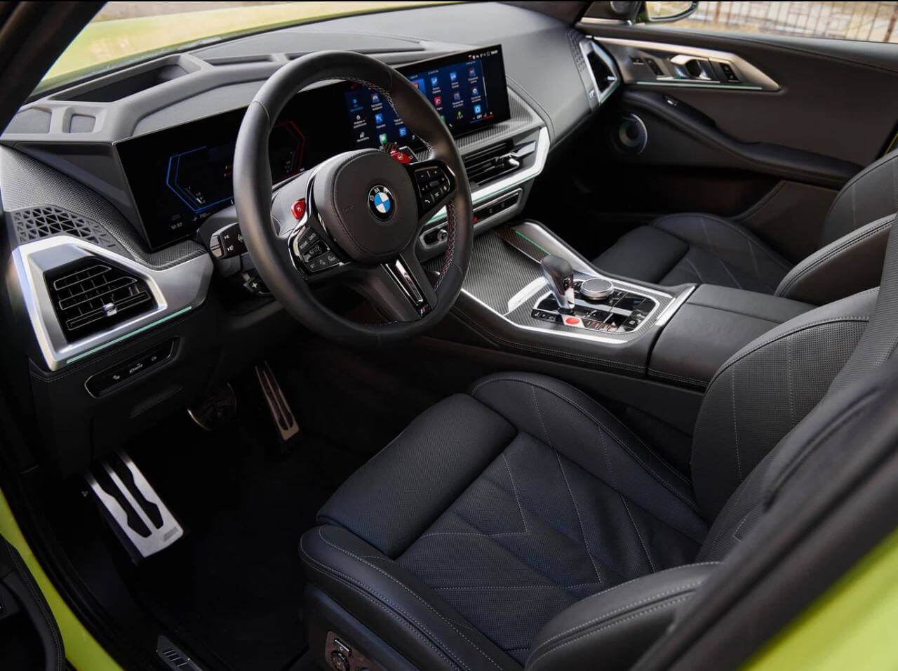 BMW XM,2024