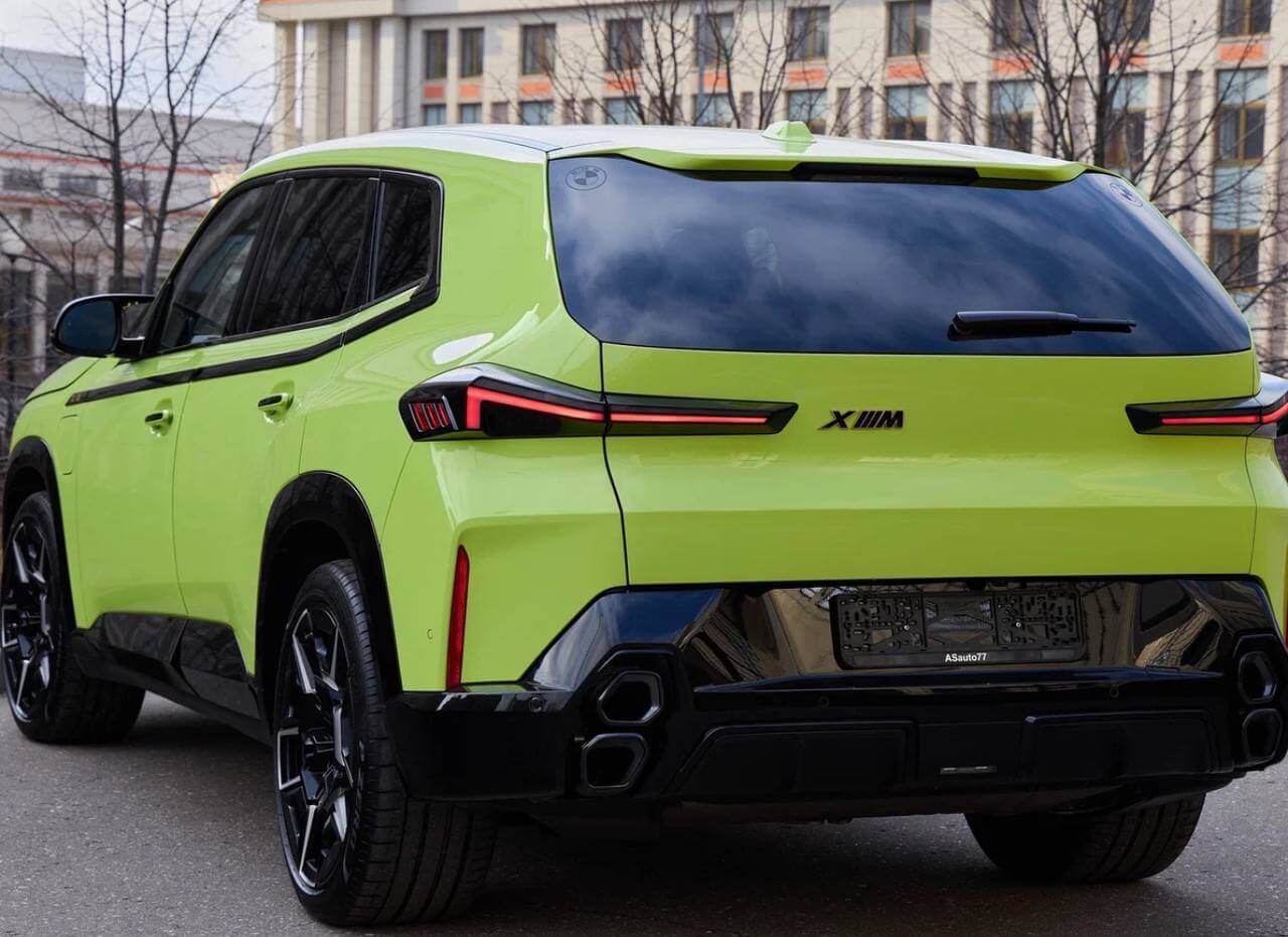 BMW XM,2024