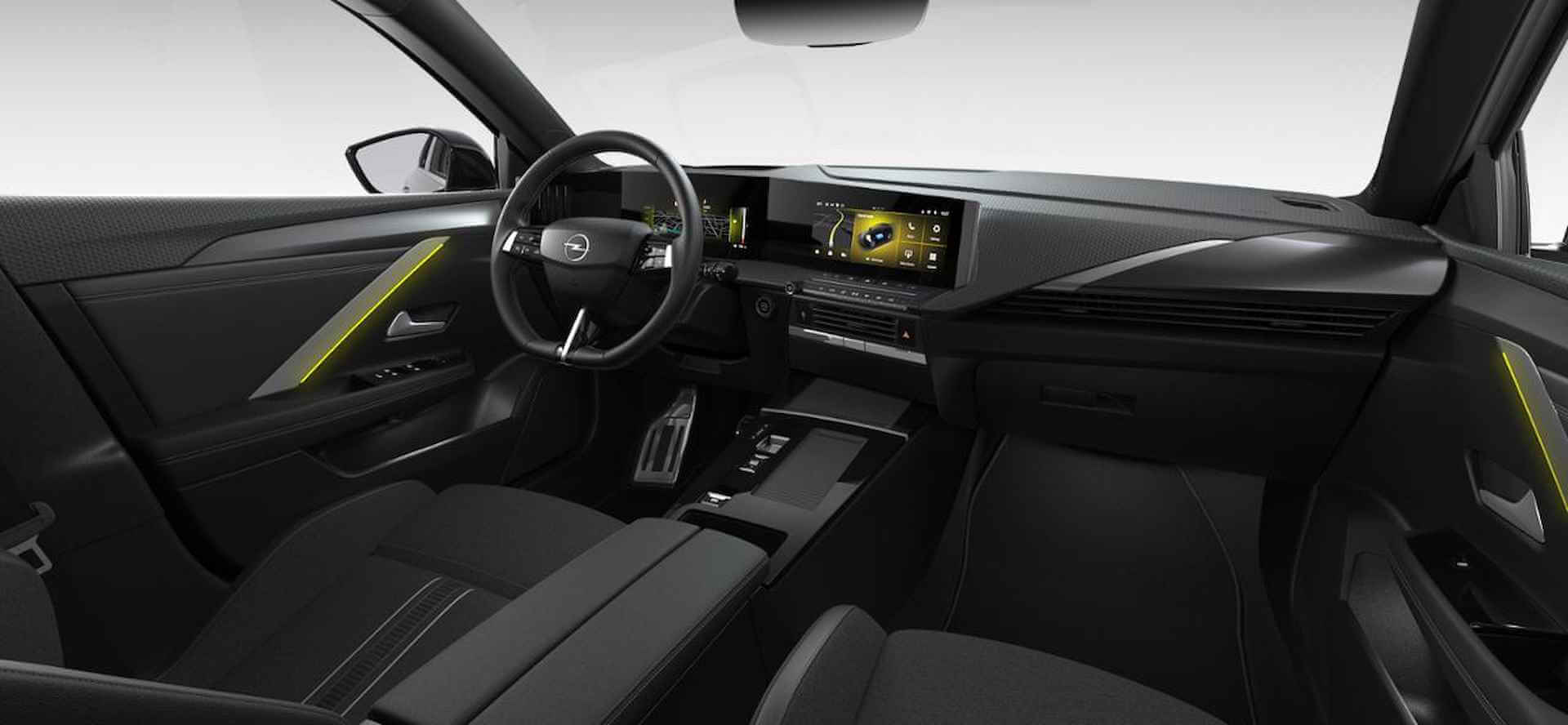 Салон Opel Astra 2025 с цифровой приборной панелью Pure Panel.