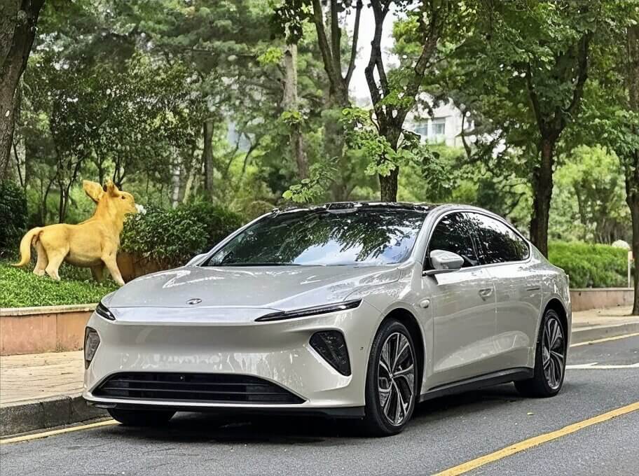 Китайские автомобили с автономным управлением: NIO ET7